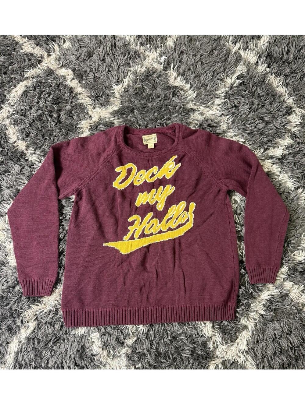 Roebuck & Co. Sweater Men’s XL Maroon “Deck My Halls” Long Sleeve Pullover